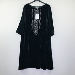 Ryllace Women's 20 Dress Black Embroidered Velvet 3/4 Sleeve Shift NWT A23